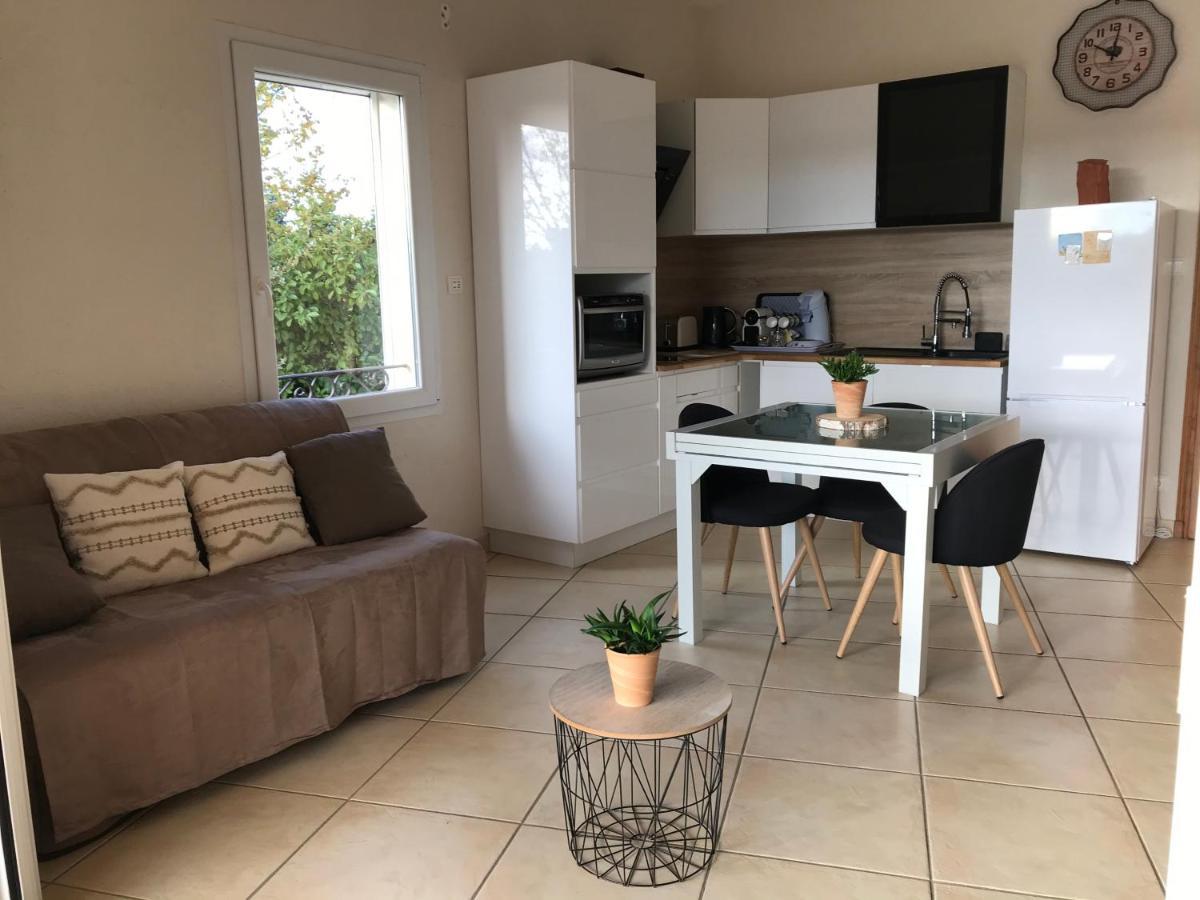 Le Clos Des Vignes Junas Extérieur photo